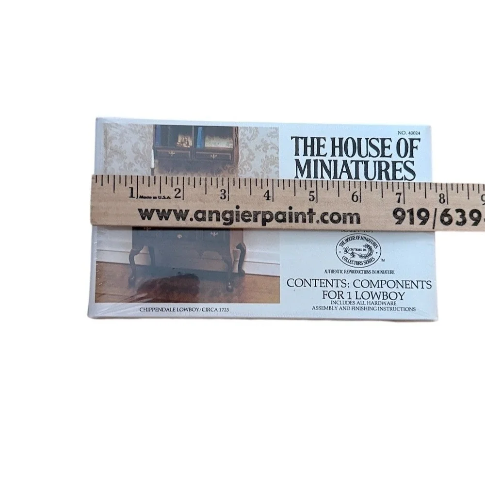 House of Miniatures Chippendale Lowboy 1:12 Scale Dollhouse Kit